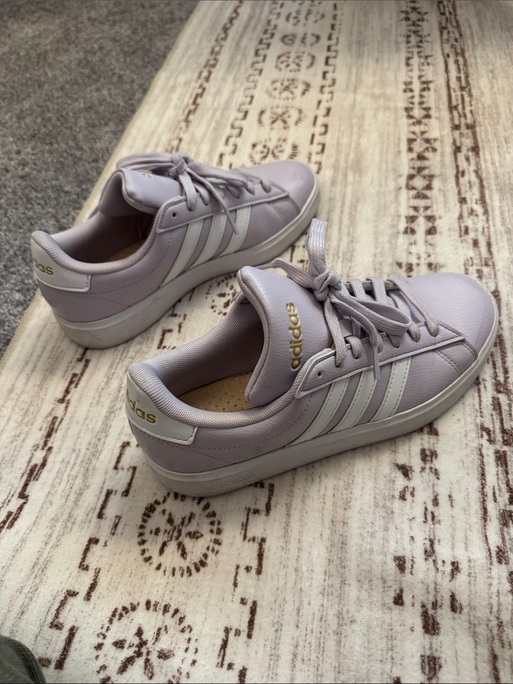 adidas Lavender Low-Top Sneakers with White Stripes - Picture 4 of 10
